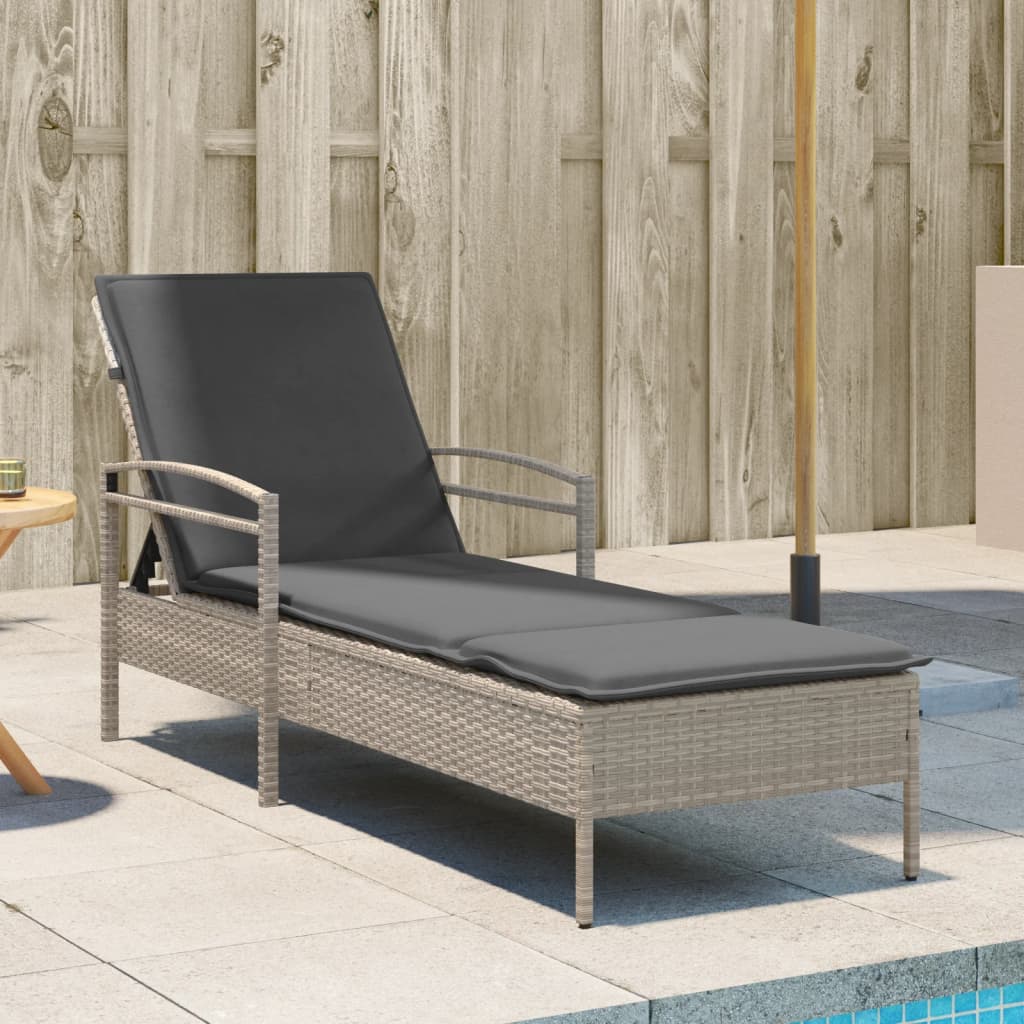 vidaXL Sonnenliege mit Auflage Hellgrau 63x200x81 cm Poly Rattan