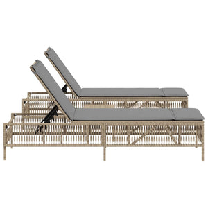 vidaXL Sonnenliegen 2 Stk. mit Tisch Beige Poly Rattan